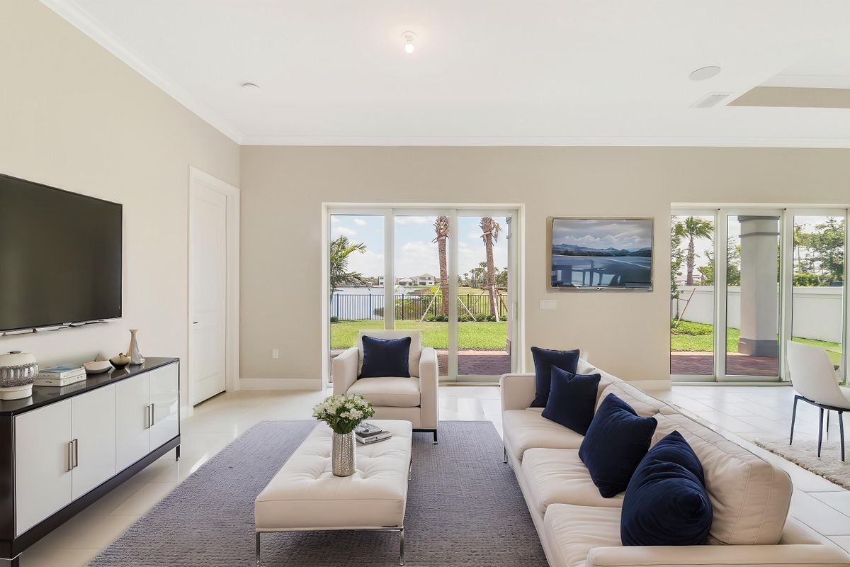 Building Photo - 10778 Stellar Cir