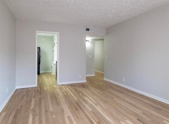 Foto del edificio - 801 N 48th St