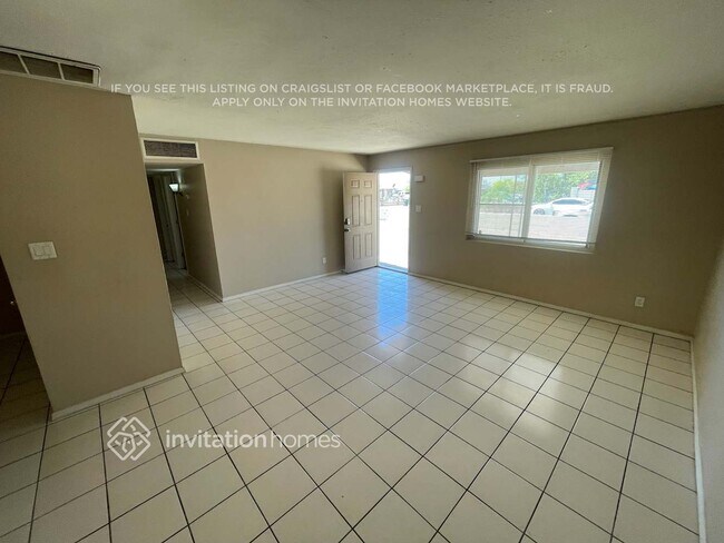 Foto del edificio - 4301 N 48th Dr