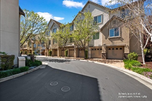 Building Photo - 1013 Carnelian Terrace