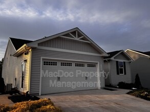 Building Photo - 2644 High Point Dr