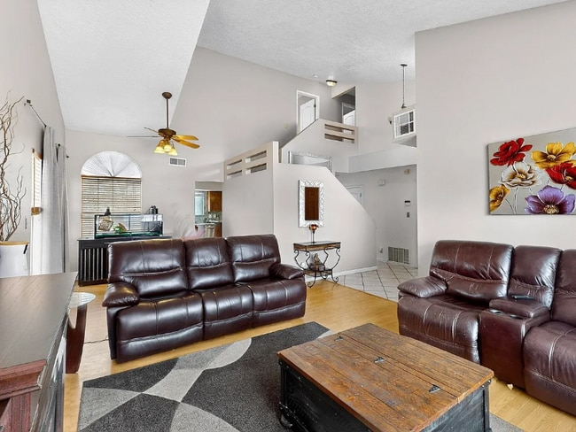 Building Photo - 105 Prestige Way NE