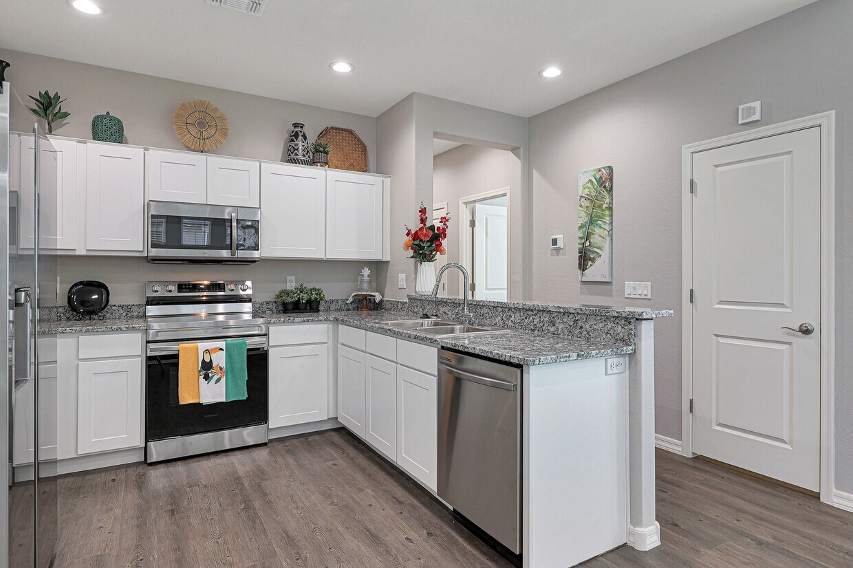 Hillstone Residences at Canyon Trails Rentals in Goodyear at 1050 S