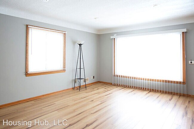 Building Photo - 4 br, 2 bath House - 125 14th Ave S