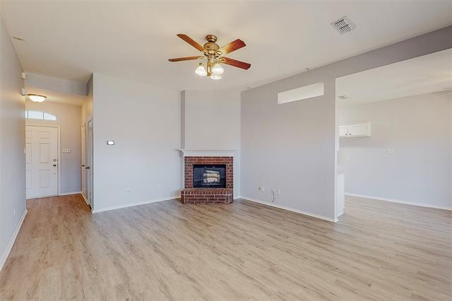 Building Photo - 10465 Fossil Hill Dr