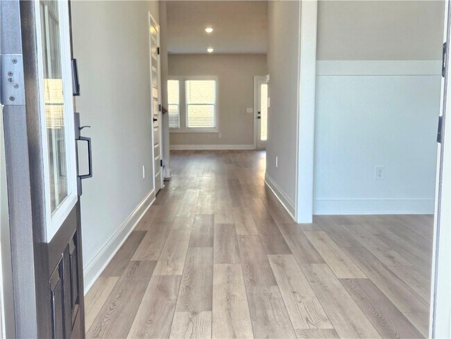 Foto del edificio - 3039 Sweet Red Cir