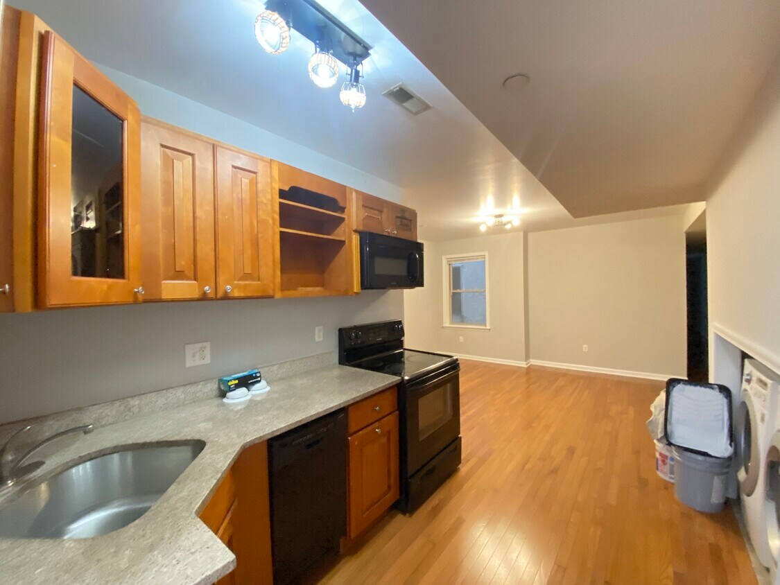 1811 Cecil B Moore Ave, Philadelphia, PA 19121 Townhome Rentals in