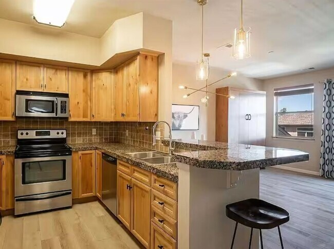 Foto del edificio - Fully Furnished Mountain Condo | Flexible Lease Terms | Garage Included | Fraser, CO
