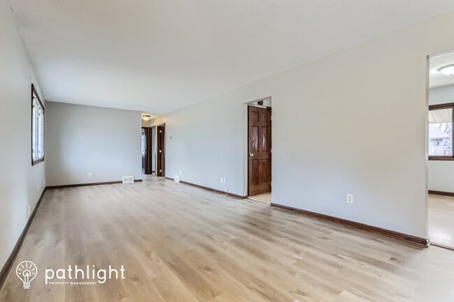 Building Photo - 1400 Gary Drive, St. Paul Park, MN, 55071