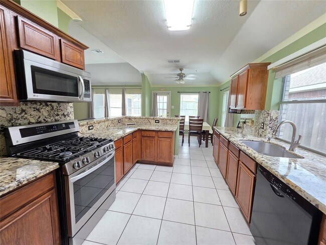 Foto del edificio - 17226 Stratford Green Dr
