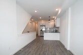 Primary Photo - 909 Belmont Ave