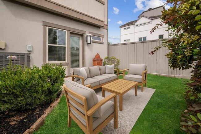 Foto del edificio - 803 Algona Ave