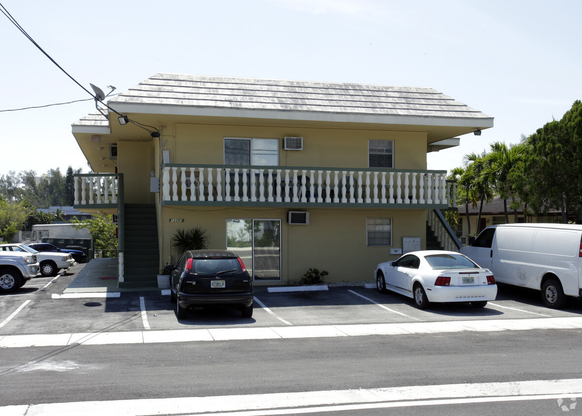 Building Photo - Frank Russo Apartments