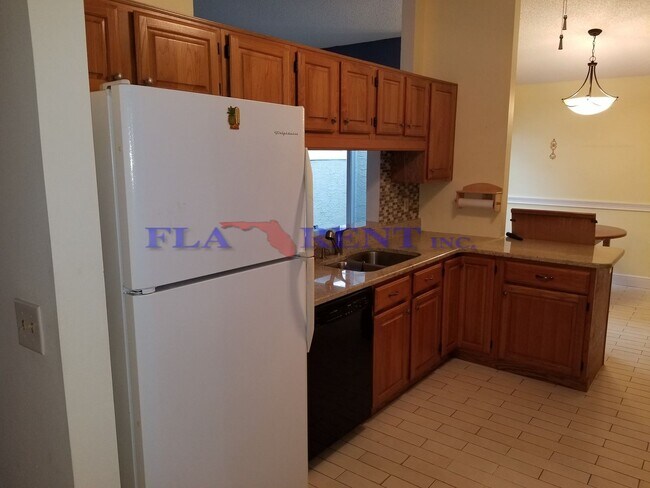 Building Photo - * APPLICATION PENDING.  DO NOT APPLY! *   ...
