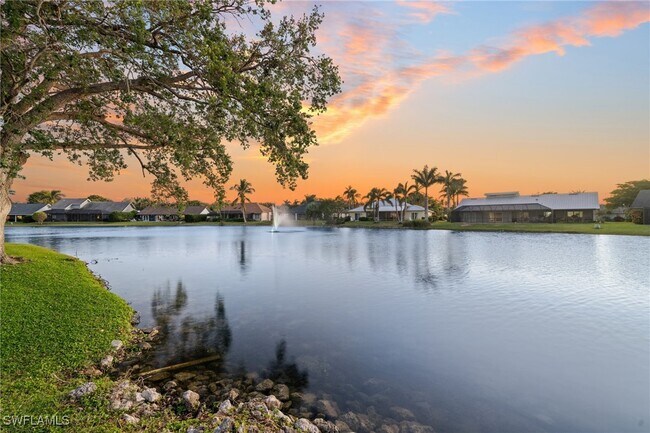 Foto del edificio - 2341 Mayfield Ct