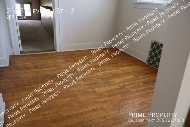 Foto del edificio - 205 S Eleventh St-2