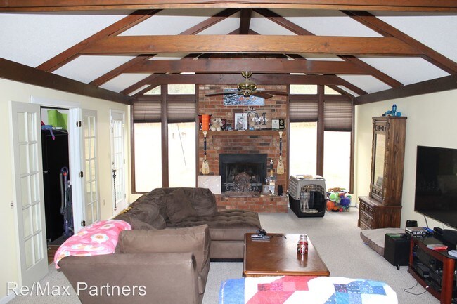 Building Photo - 3 br, 2 bath House - 1119 Brookwood Drive