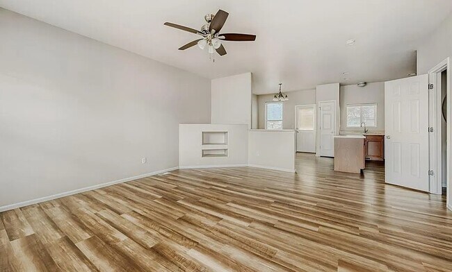 Building Photo - 7710 Sandy Springs Point