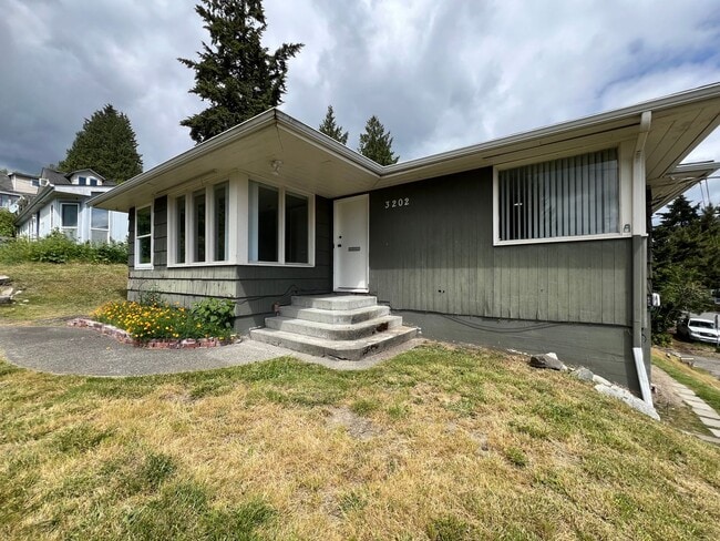 Bremerton Duplex - Bremerton Duplex Apartment