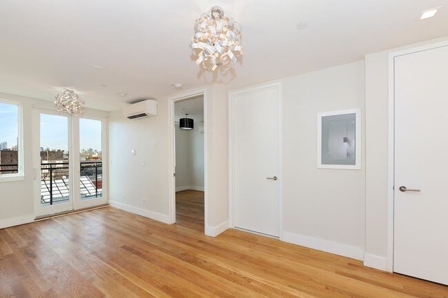 Foto del edificio - 183 Tompkins Ave