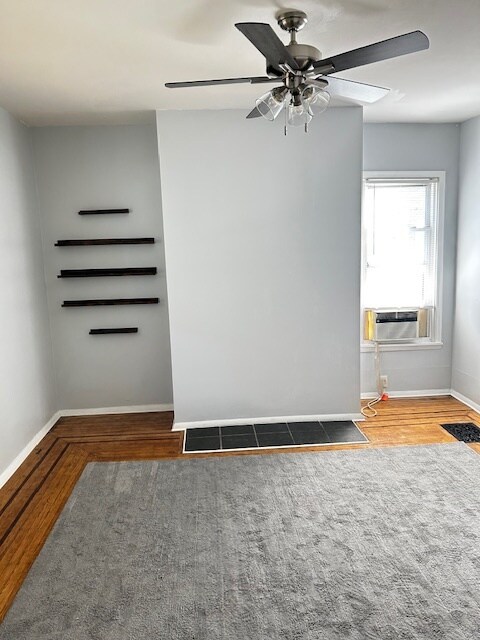 Living Rm - 4523 Homer Ave
