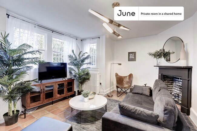 Foto del edificio - Room in Shared 4 bed/1.5 bath home in Capitol Hill