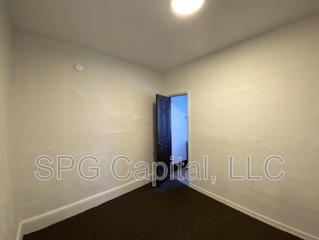 Foto del edificio - 35 W Maple St