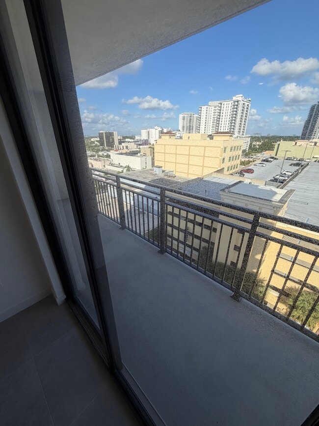 Foto del edificio - 2128 Taylor St