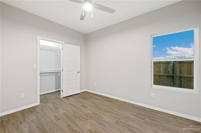 Building Photo - 3805 La Vista Ave