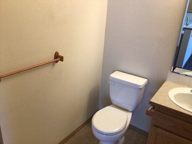 Foto del edificio - 19403 Valley View Dr