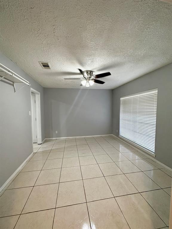 Building Photo - 16110 White Star Dr