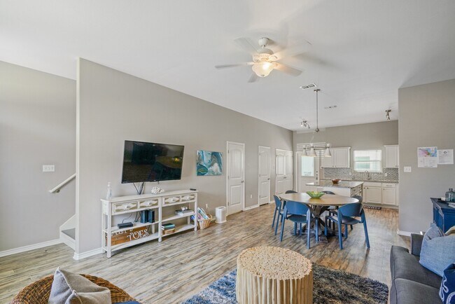 Foto del edificio - 15216 Beach Way Dr