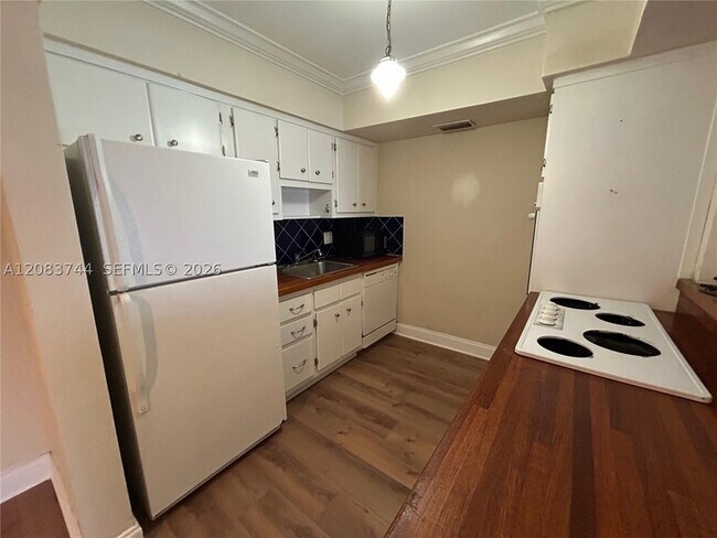 Foto del edificio - 11855 NE 19th Dr
