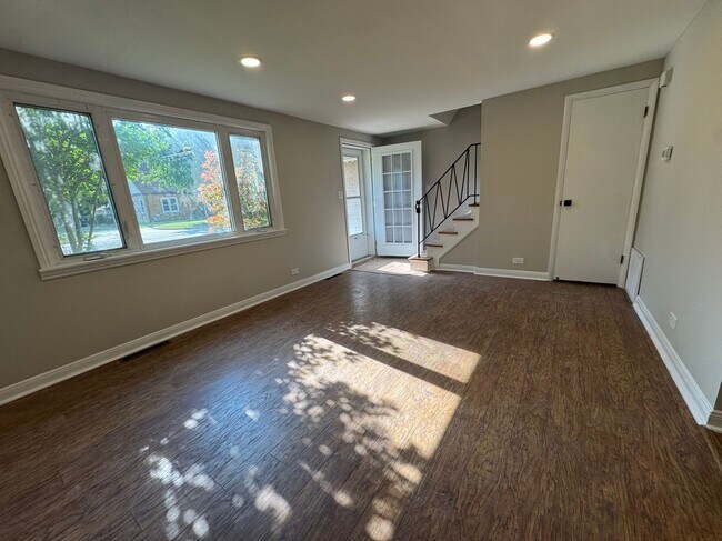 Foto del edificio - 3820 Forest Ave