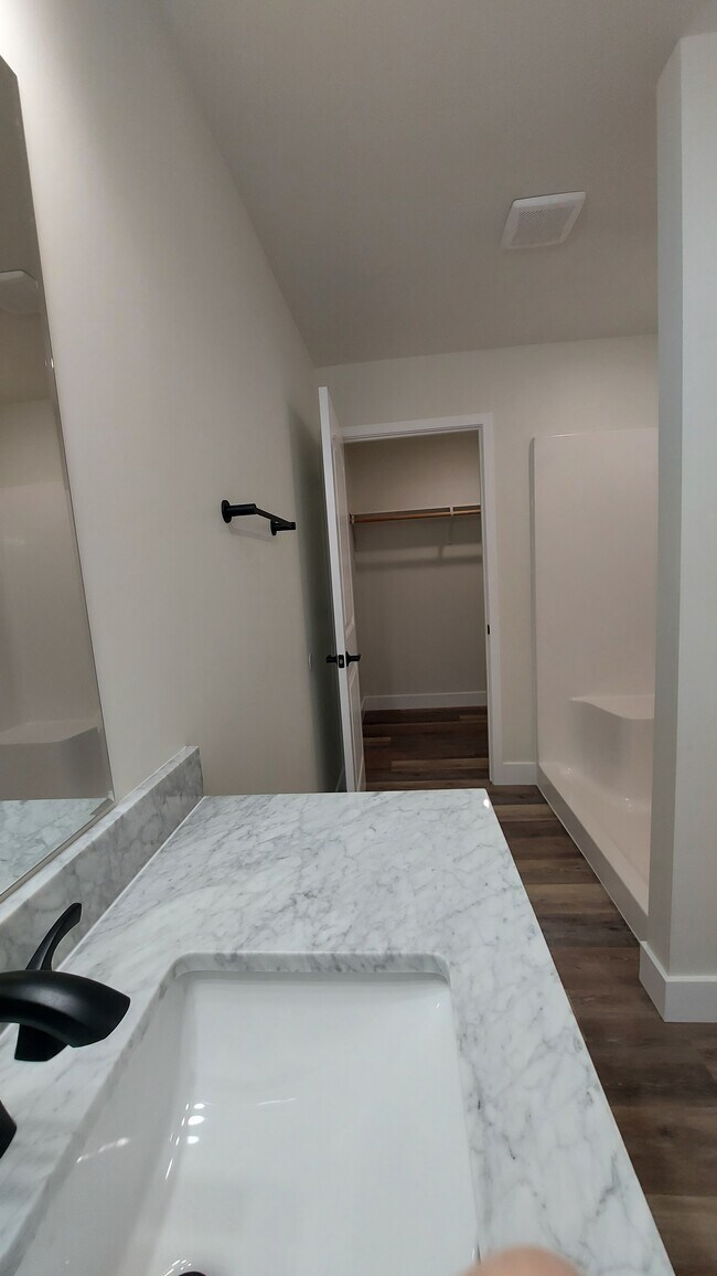 Foto del edificio - 1723 Talon St