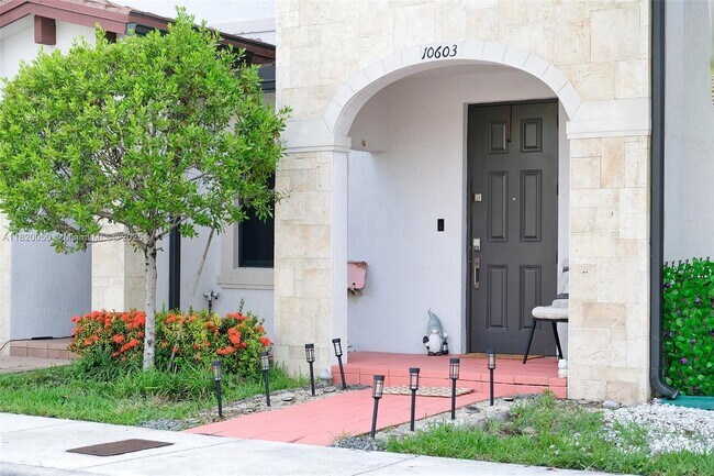 Foto del edificio - 10603 West 33rd Ct