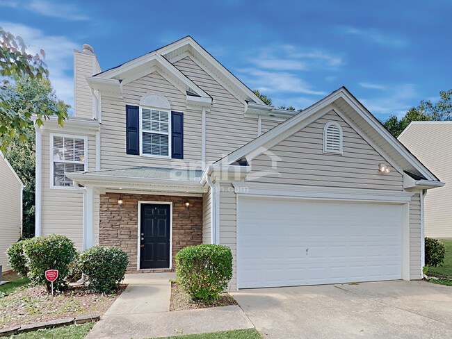 Building Photo - 330 Meadows Ln Building Photo - 330 Meadows Ln