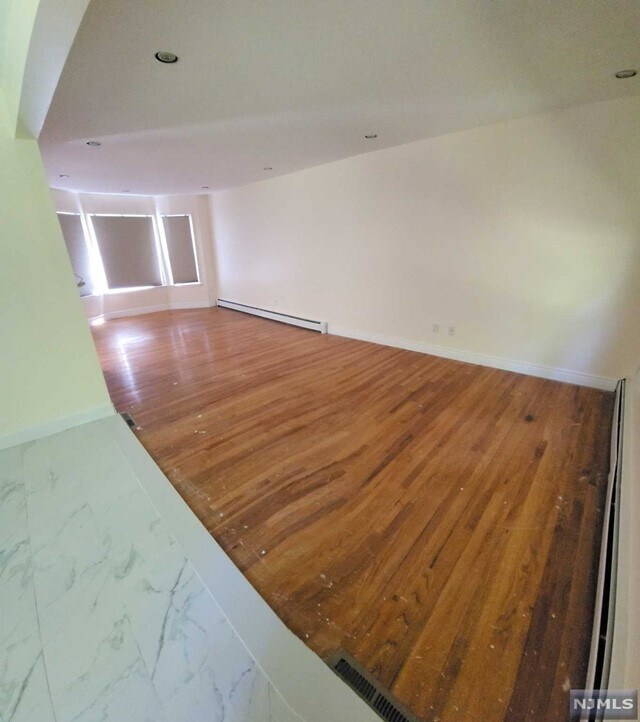 10 E Brook Dr, Paramus, NJ 07652 House for Rent in Paramus, NJ