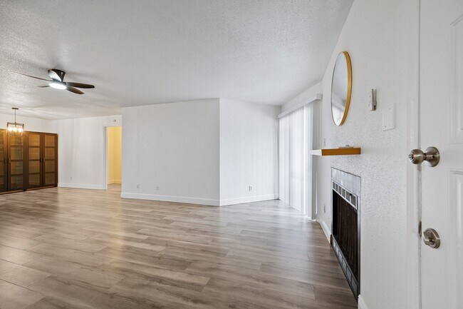 Foto del edificio - 10733 Braes Bend Dr