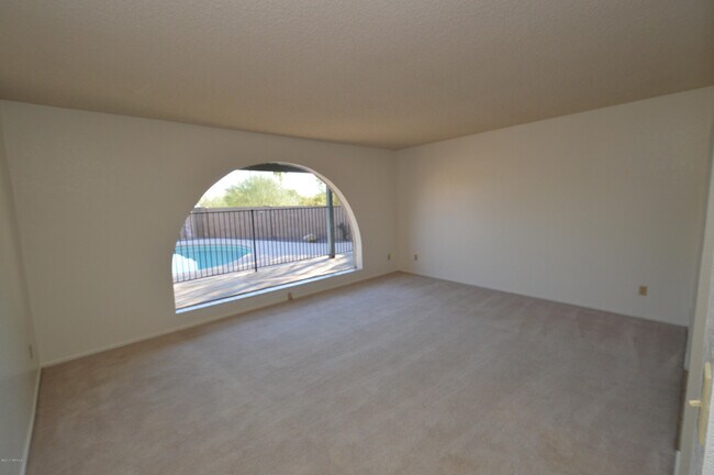 Building Photo - 7722 E Knollwood Cir
