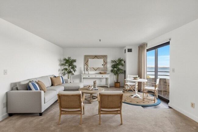 Foto del edificio - 376 Ocean Ave