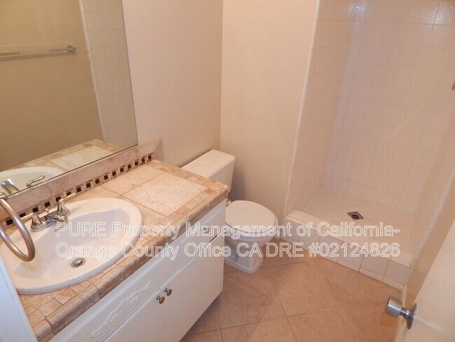 Foto del edificio - 16972 Hoskins Lane