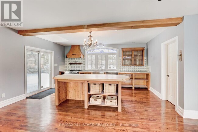 Photo du bâtiment - 25 Hill Crescent