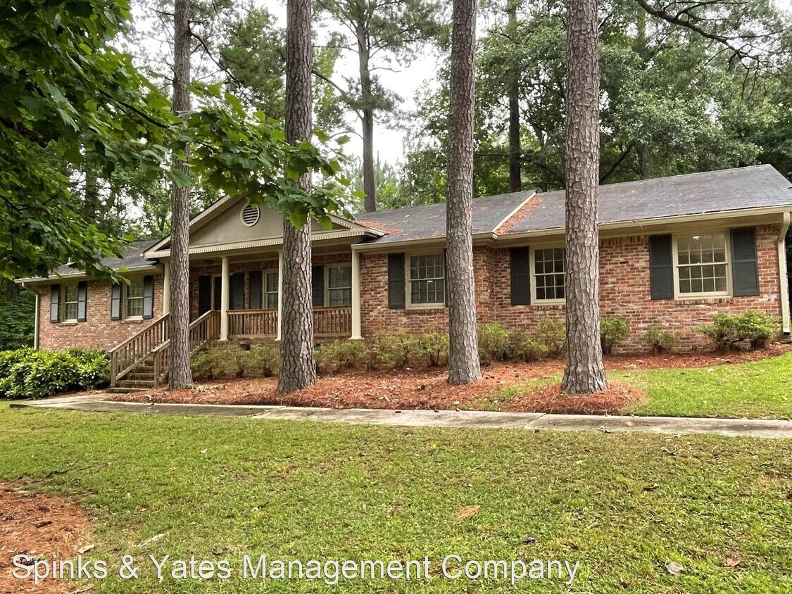 151 Alton Dr, LaGrange, GA 30241 House Rental in LaGrange, GA