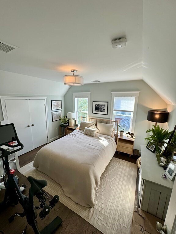 Pictures are representative samples of the advertised unit. In some cases, the actual units you tour - 122 Hudson St