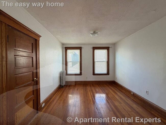 Photo - 110 Sharon St Apartment