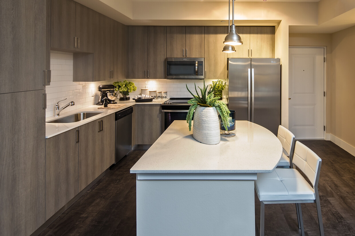 Kitchen and dining area - Avalon 850 Boca