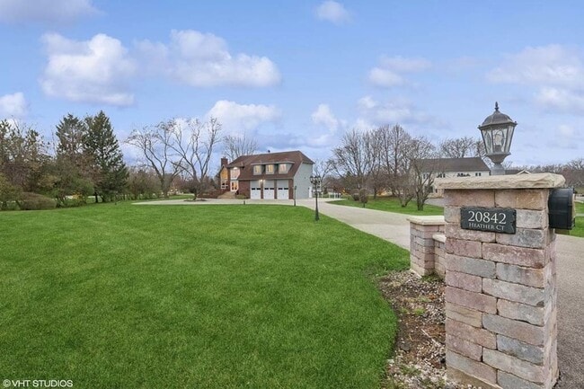 Foto del edificio - 20842 N Heather Ct