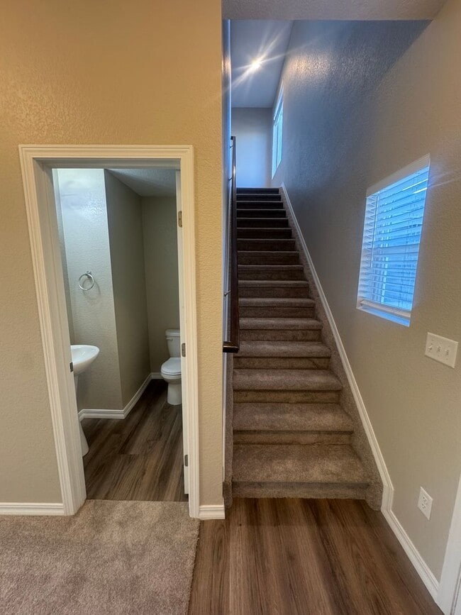 Building Photo - Lovely 3 bedroom home in Forest Meadows