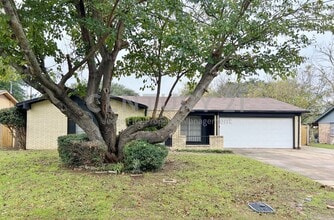 Building Photo - 5652 Conlin Dr